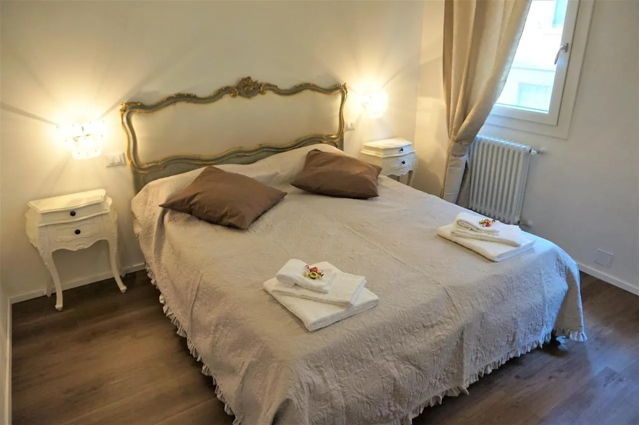 Apartmán Sara S Luxury Home Five Minutes From Piazza San Marco Benátky Itálie