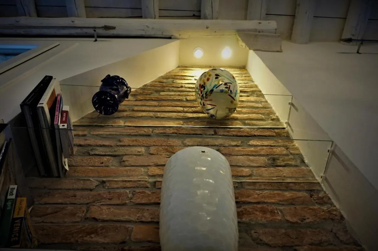 Sara S Luxury Home Five Minutes From Piazza San Marco ヴェネツィア 0*,  イタリア