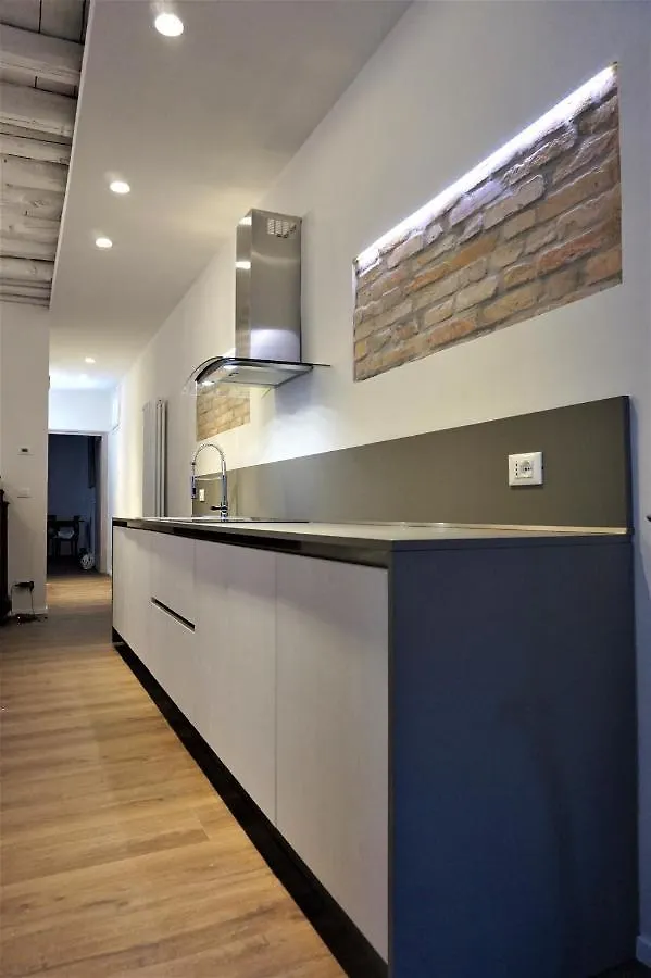 Sara S Luxury Home Five Minutes From Piazza San Marco Venice Italy