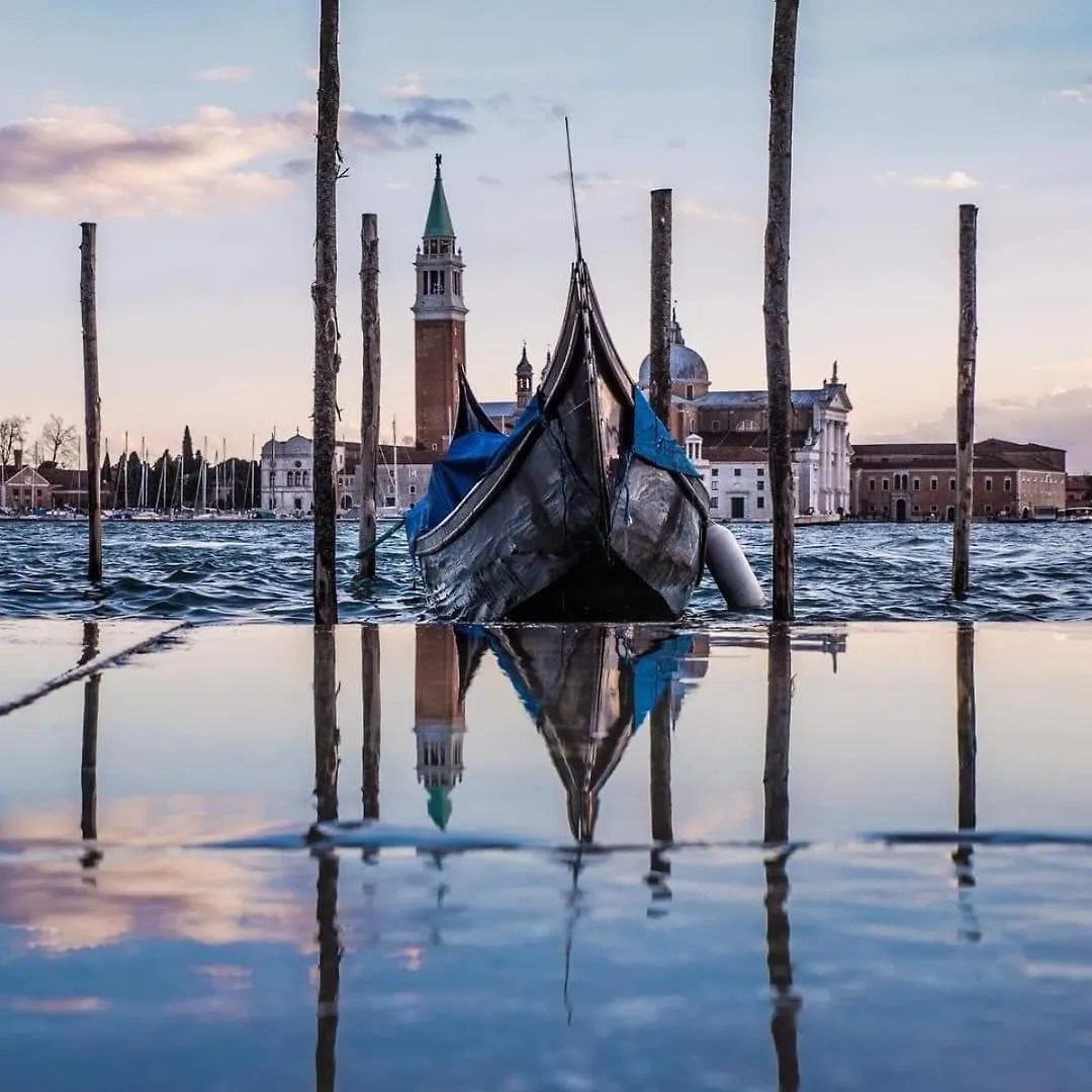 SARA S LUXURY HOME five minutes from Piazza San Marco Venezia Appartamento