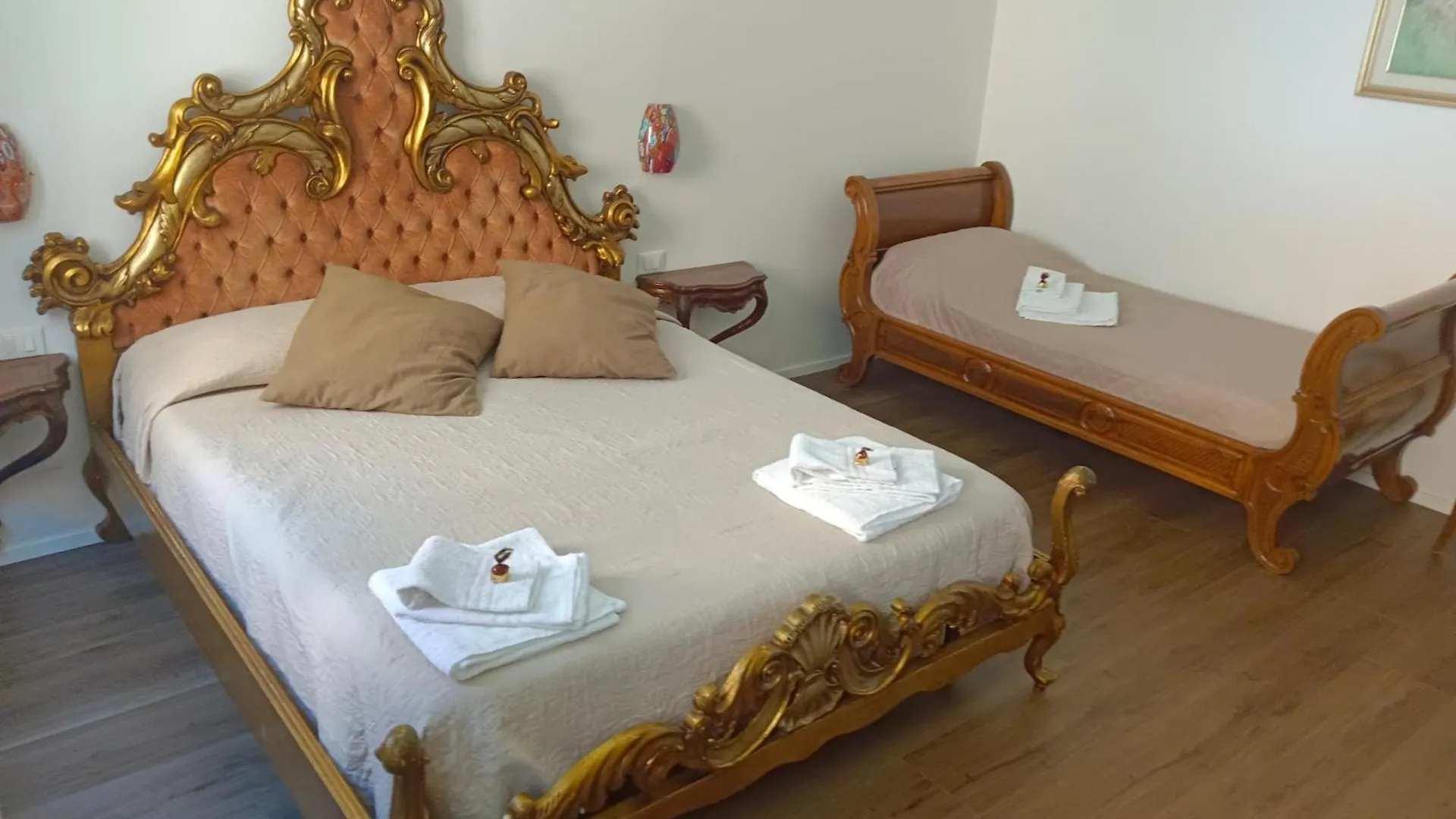 SARA S LUXURY HOME five minutes from Piazza San Marco Venezia Appartamento